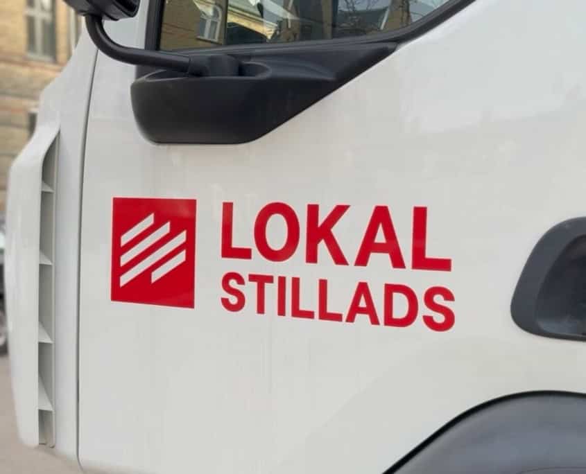 lokalstillads lastbil